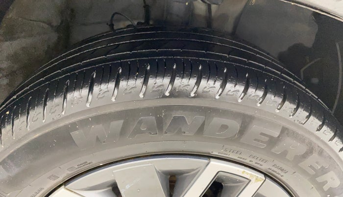 2022 Hyundai VENUE SX 1.0 TURBO, Petrol, Manual, 18,765 km, Right Front Tyre Tread