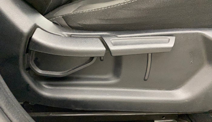 2022 Hyundai VENUE SX 1.0 TURBO, Petrol, Manual, 18,765 km, Driver Side Adjustment Panel