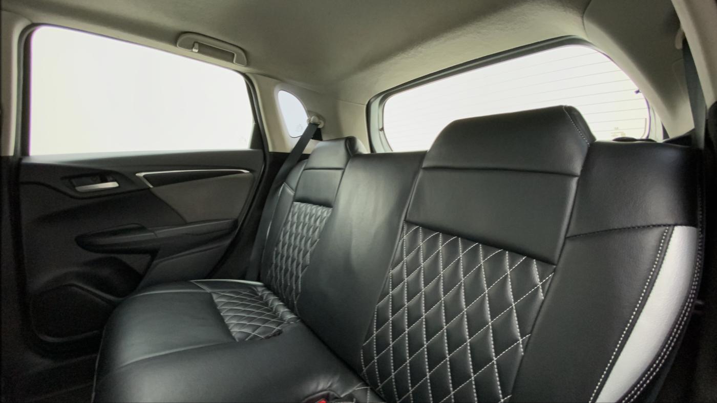 2018 Honda WR-V 1.5 i-DTEC VX MT, Diesel, Manual, 74,970 km, Right Side Rear Door Cabin