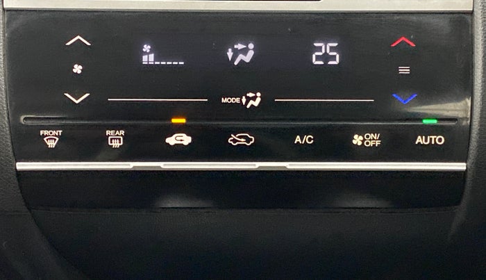 2018 Honda WR-V 1.5 i-DTEC VX MT, Diesel, Manual, 74,970 km, Automatic Climate Control