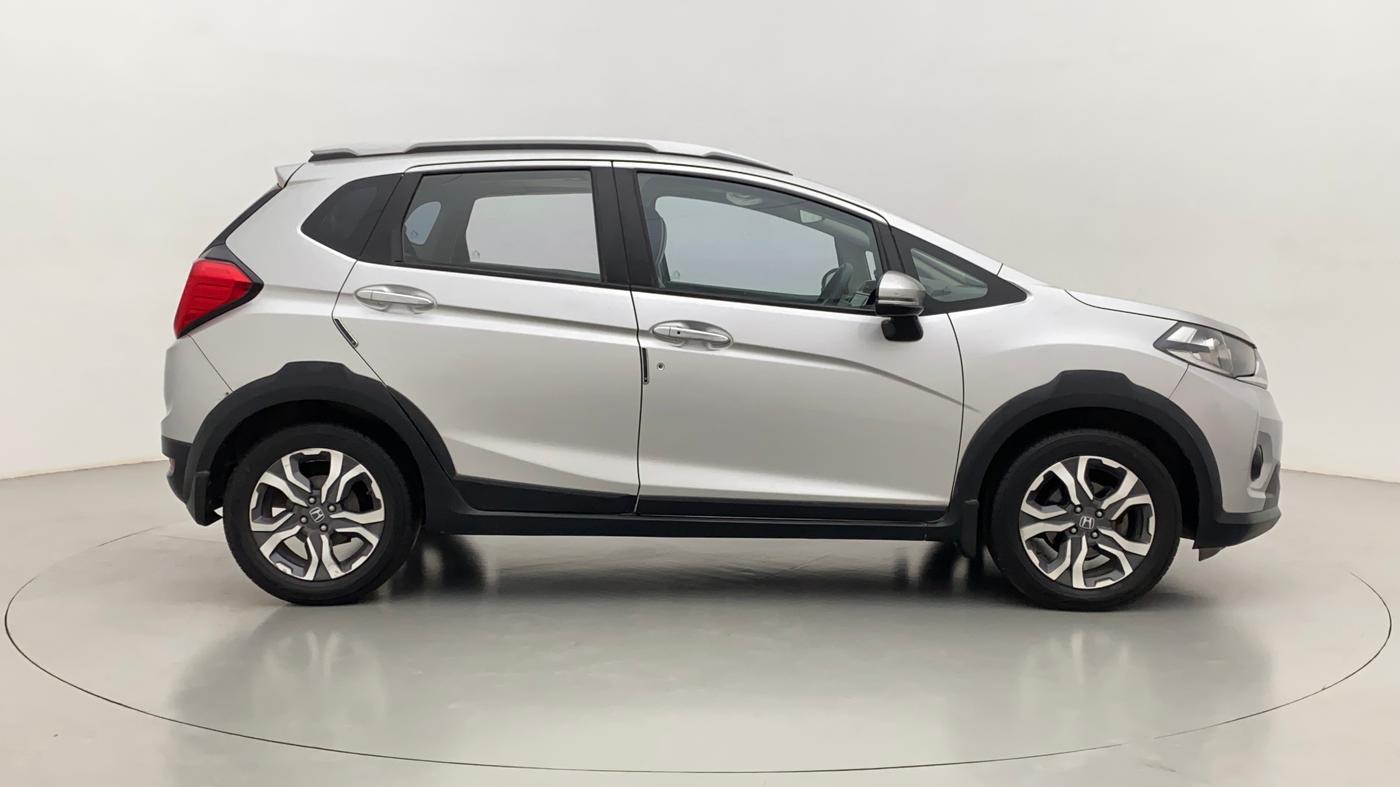 2018 Honda WR-V 1.5 i-DTEC VX MT, Diesel, Manual, 74,970 km, Right Side View