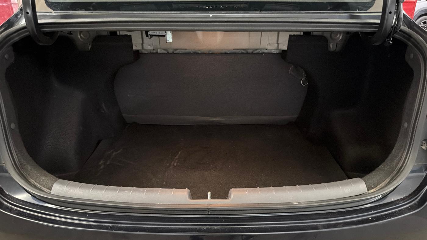 2024 Hyundai AURA SX PLUS 1.2 AMT, Petrol, Automatic, 16,842 km, Boot Inside