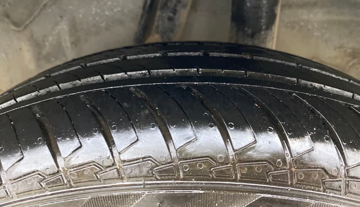 2018 Honda Amaze 1.2L I-VTEC V, Petrol, Manual, 68,958 km, Left Rear Tyre Tread