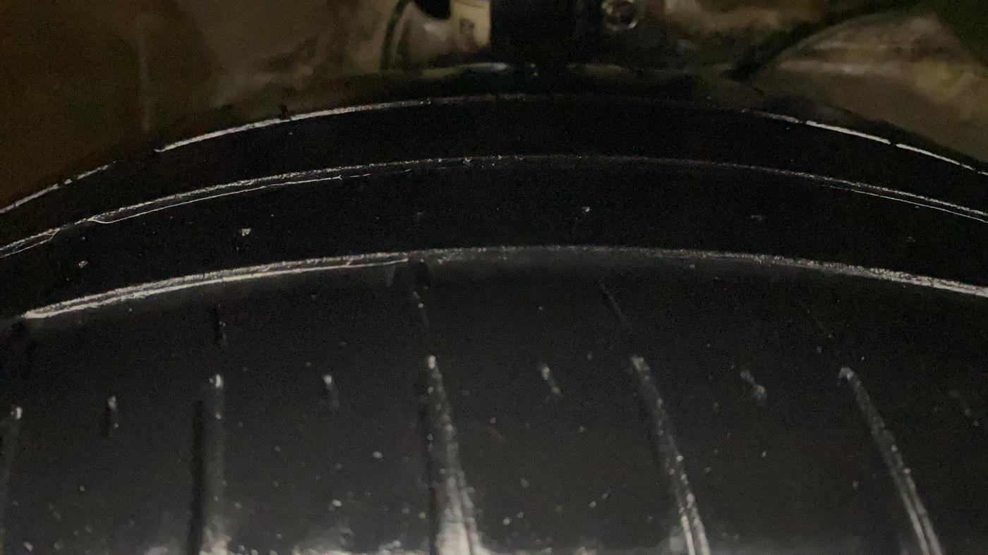 2020 Maruti Ertiga VXI AT SHVS, Petrol, Automatic, 53,327 km, Right Front Tyre Tread