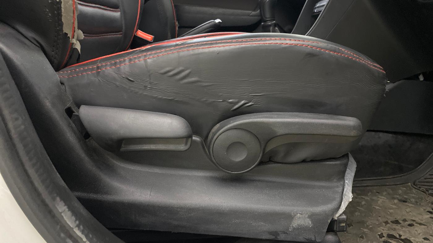2022 Toyota URBAN CRUISER PREMIUM GRADE MT, Petrol, Manual, 50,265 km, Driver Side Adjustment Panel