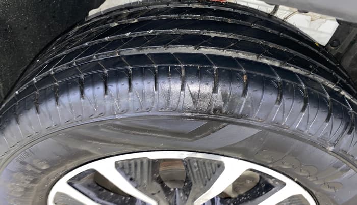 2022 Toyota URBAN CRUISER PREMIUM GRADE MT, Petrol, Manual, 50,265 km, Right Front Tyre Tread