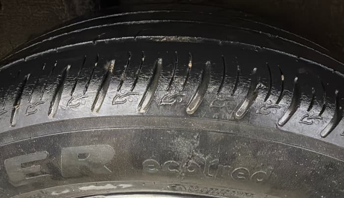 2022 Hyundai VENUE SX (O) 1.5 CRDI, Diesel, Manual, 44,392 km, Right Rear Tyre Tread