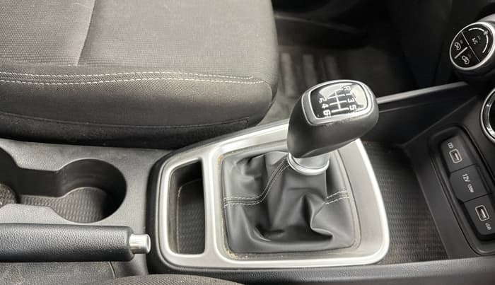 2022 Hyundai VENUE SX (O) 1.5 CRDI, Diesel, Manual, 44,392 km, Gear Lever