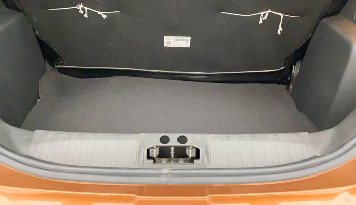 2018 Ford FREESTYLE TITANIUM 1.5 DIESEL, Diesel, Manual, 22,937 km, Boot Inside