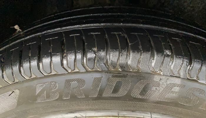 2023 Tata ALTROZ XE PETROL, Petrol, Manual, 34,057 km, Right Front Tyre Tread