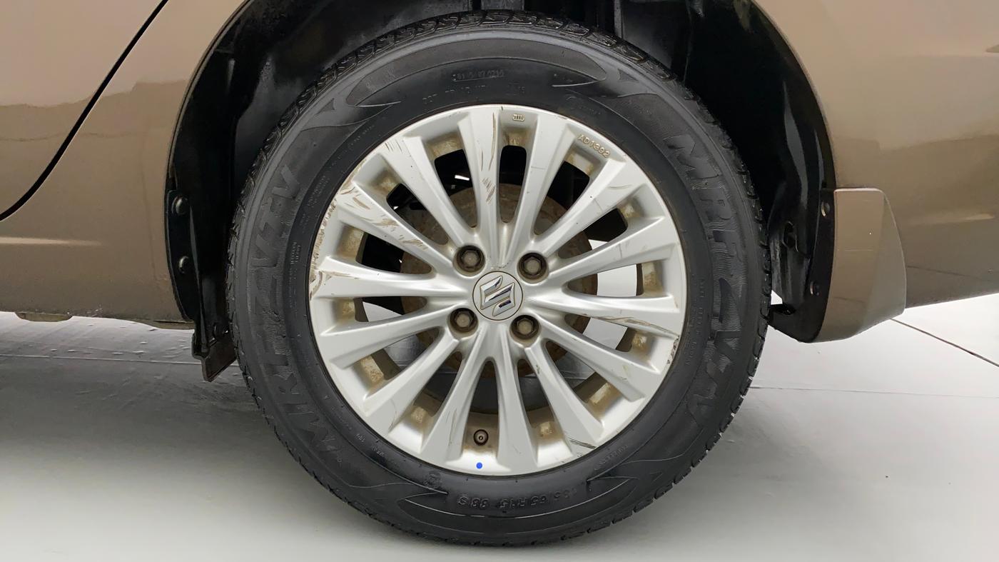 2016 Maruti Ciaz ZXI AT, Petrol, Automatic, 45,579 km, Left Rear Wheel