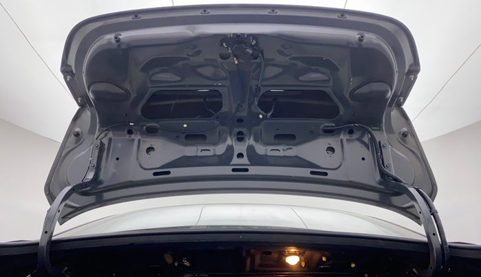 2016 Maruti Ciaz ZXI AT, Petrol, Automatic, 45,579 km, Boot Door Open