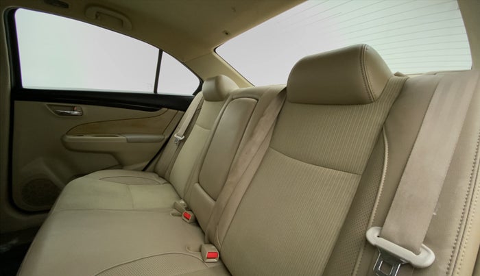 2016 Maruti Ciaz ZXI AT, Petrol, Automatic, 45,579 km, Right Side Rear Door Cabin