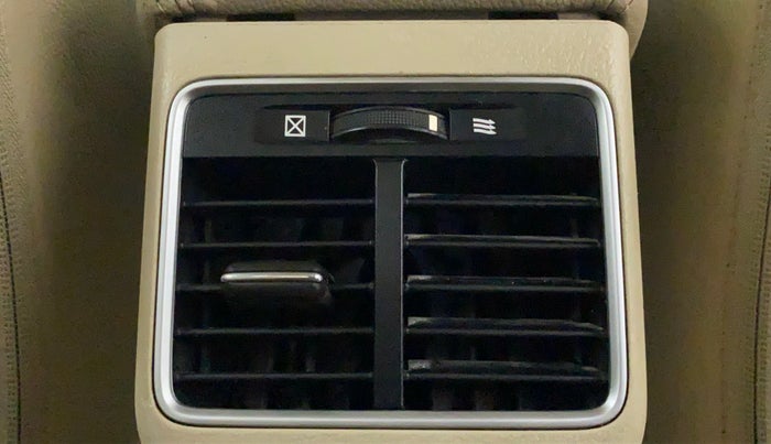 2016 Maruti Ciaz ZXI AT, Petrol, Automatic, 45,579 km, Rear AC Vents