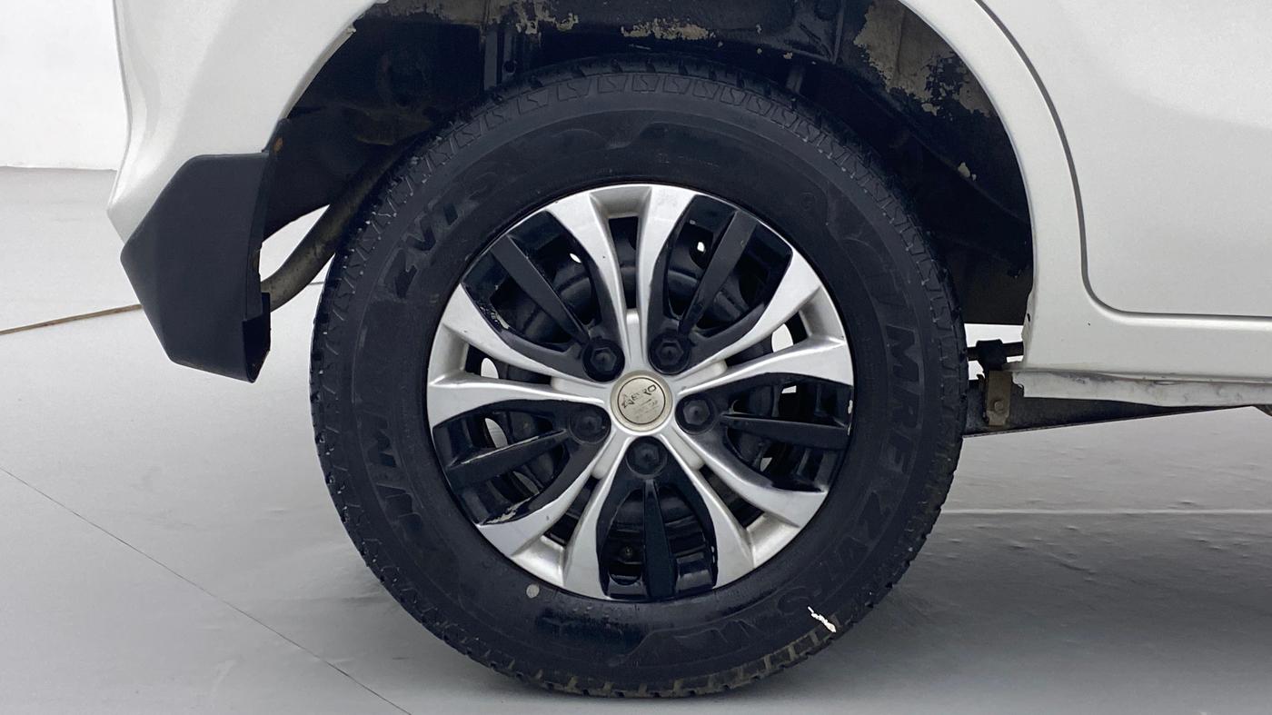2017 Maruti Alto 800 LXI, Petrol, Manual, 50,197 km, Right Rear Wheel