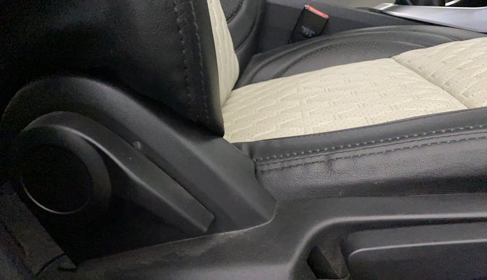 2023 Tata ALTROZ XZ PLUS SUNROOF CNG, CNG, Manual, 25,653 km, Driver Side Adjustment Panel