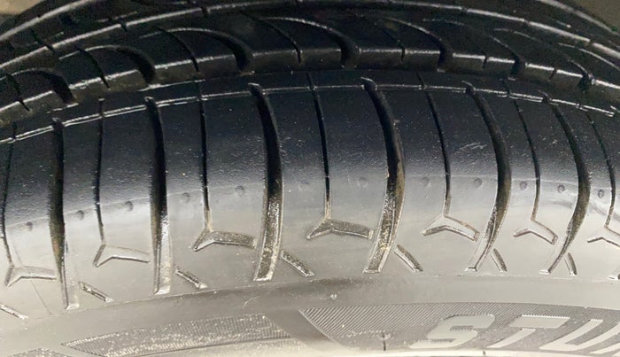 2019 Hyundai Grand i10 SPORTZ 1.2 KAPPA VTVT, Petrol, Manual, 41,945 km, Left Front Tyre Tread