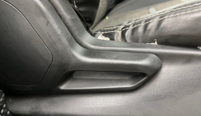 2022 Tata NEXON XM PLUS SUNROOF PETROL, Petrol, Manual, 16,033 km, Driver Side Adjustment Panel