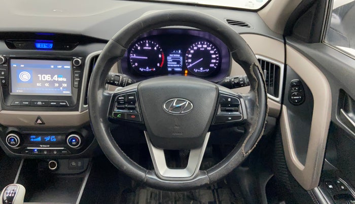 2016 Hyundai Creta SX (O) 1.6 DIESEL, Diesel, Manual, 1,15,994 km, Steering Wheel Close Up