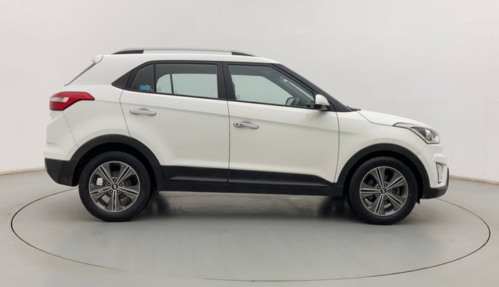 2016 Hyundai Creta SX (O) 1.6 DIESEL, Diesel, Manual, 1,15,994 km, Right Side View