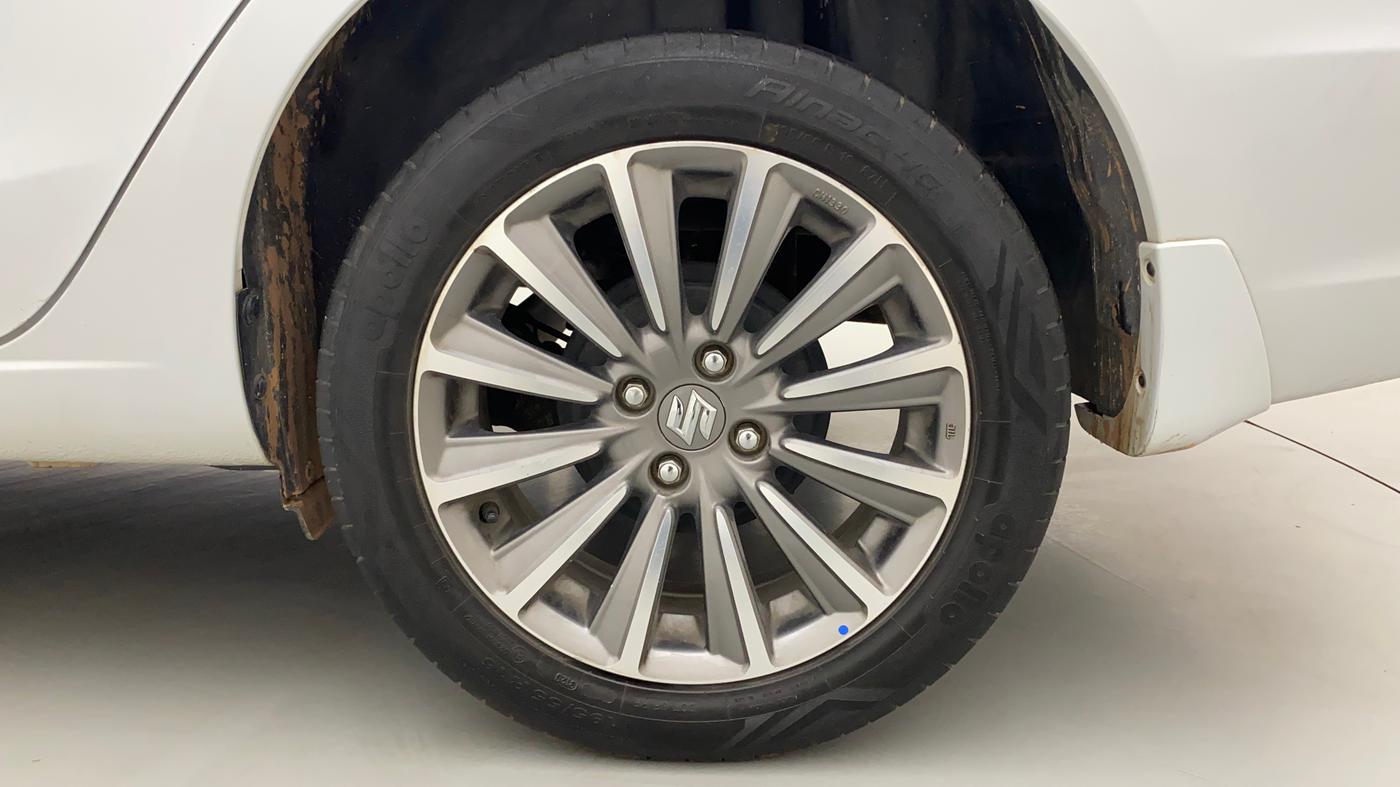 2020 Maruti Ciaz ALPHA 1.5 SHVS PETROL, Petrol, Manual, 53,010 km, Left Rear Wheel