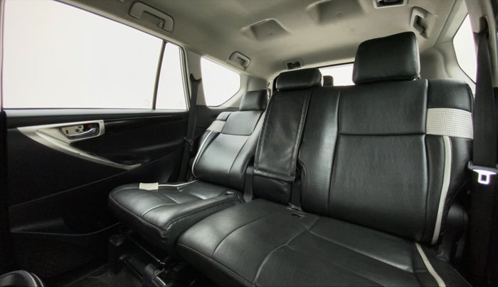 2018 Toyota Innova Crysta 2.4 VX 8 STR, Diesel, Manual, 73,793 km, Reclining Back Row Seats