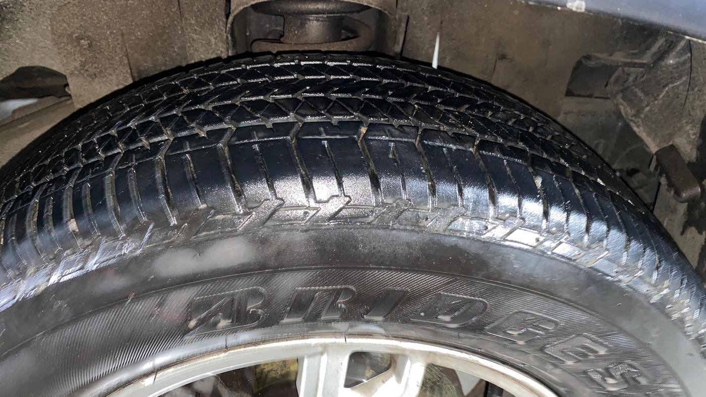 2017 Mahindra Scorpio S10, Diesel, Manual, 62,153 km, Right Front Tyre Tread