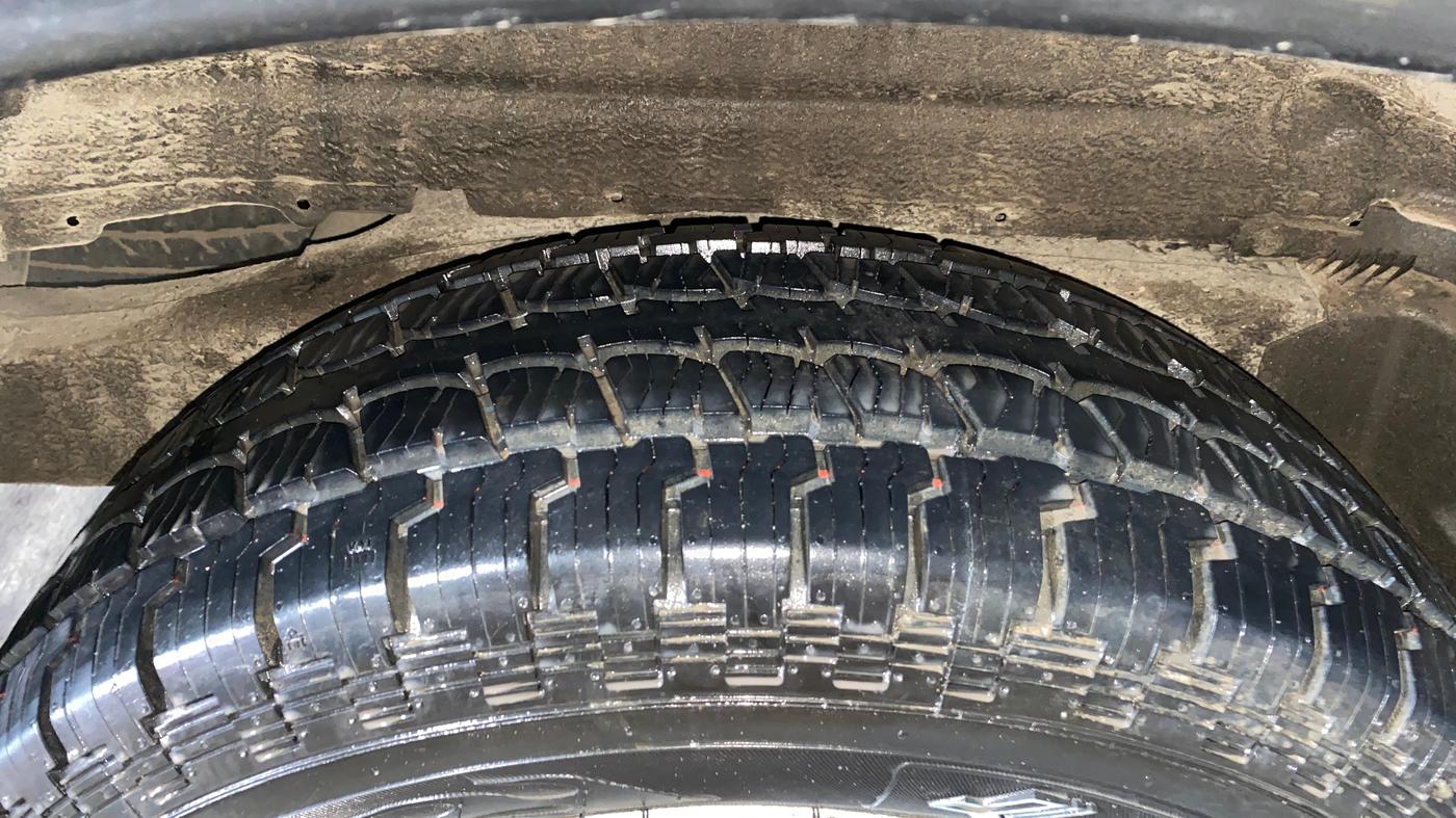 2017 Mahindra Scorpio S10, Diesel, Manual, 62,153 km, Right Rear Tyre Tread