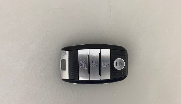 2021 KIA SONET GTX PLUS 1.5, Diesel, Manual, 40,131 km, Key Close Up