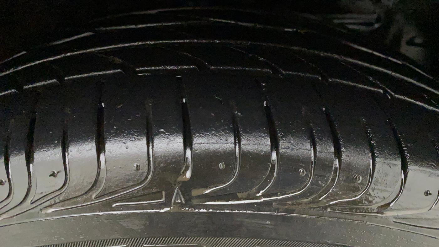 2020 Toyota YARIS G CVT, Petrol, Automatic, 19,454 km, Right Front Tyre Tread
