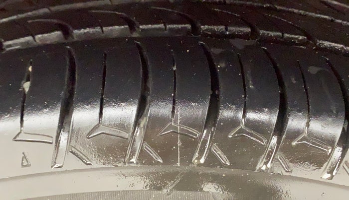 2018 Tata TIGOR XZ (O) PETROL, Petrol, Manual, 67,025 km, Right Rear Tyre Tread