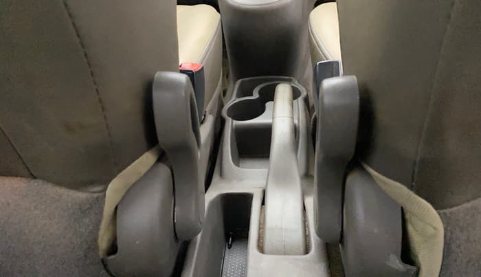 2014 Hyundai i10 MAGNA 1.1, CNG, Manual, 77,250 km, Driver Side Adjustment Panel