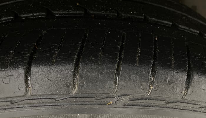 2020 Ford FREESTYLE TITANIUM 1.2 PETROL, Petrol, Manual, 35,007 km, Left Rear Tyre Tread