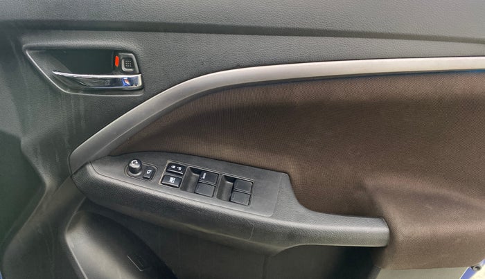 2022 Maruti BREZZA ZXI + AT SMART HYBRID, Petrol, Automatic, 80,733 km, Driver Side Door Panels Control