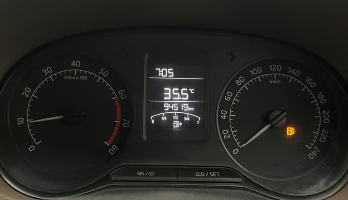 2015 Skoda Rapid 1.6 MPI ACTIVE, Petrol, Manual, 94,515 km, Odometer Image