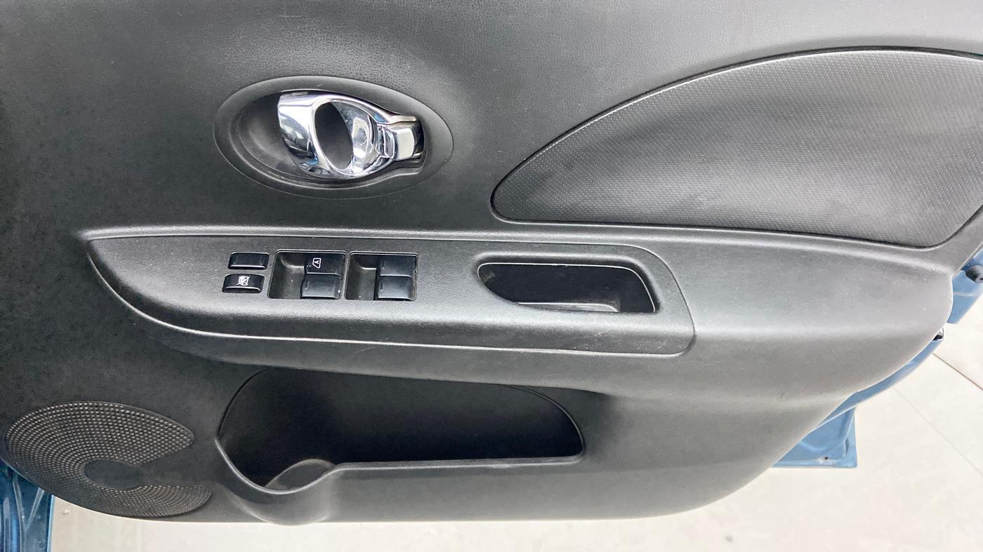 2018 Nissan Micra XL CVT, Petrol, Automatic, 77,108 km, Driver Side Door Panels Control