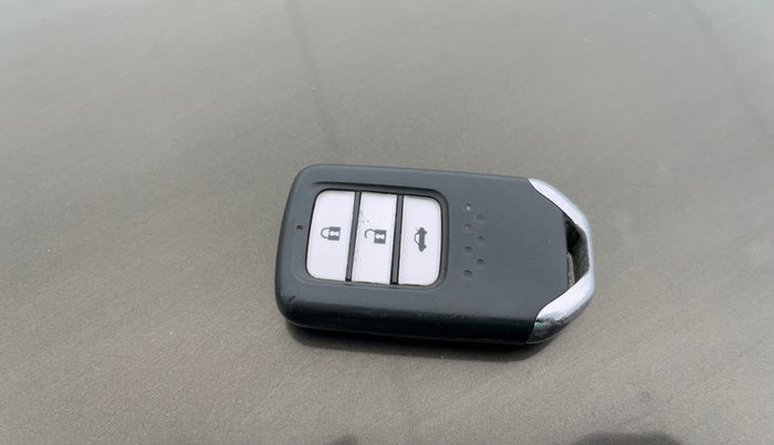 2017 Honda City 1.5L I-VTEC ZX CVT, Petrol, Automatic, 97,140 km, Key Close Up