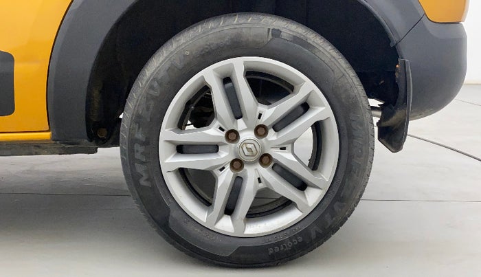 2020 Renault TRIBER RXZ, Petrol, Manual, 42,531 km, Left Rear Wheel