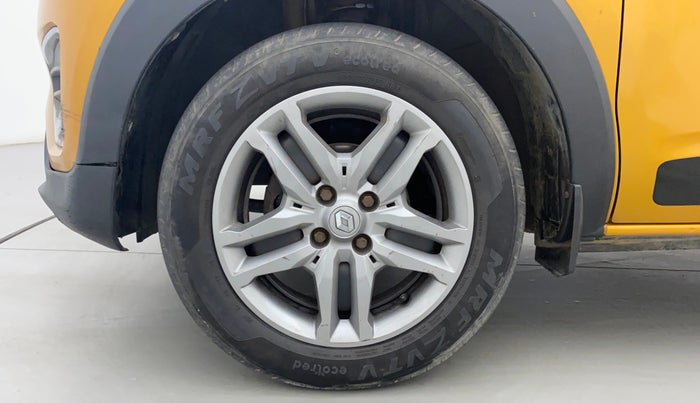 2020 Renault TRIBER RXZ, Petrol, Manual, 42,531 km, Left Front Wheel