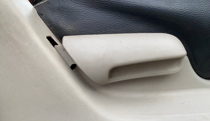 2019 Maruti Celerio ZXI, Petrol, Manual, 51,247 km, Driver Side Adjustment Panel