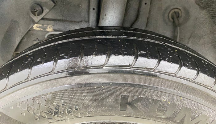 2018 Hyundai Elite i20 MAGNA EXECUTIVE CVT, Petrol, Automatic, 25,852 km, Right Rear Tyre Tread