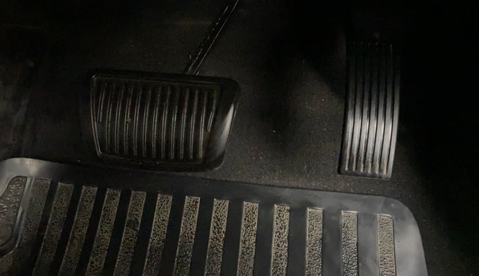 2018 Hyundai Elite i20 MAGNA EXECUTIVE CVT, Petrol, Automatic, 25,852 km, Pedals