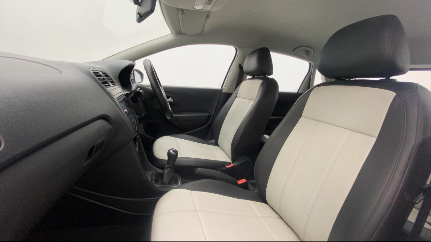 2021 Volkswagen Polo TRENDLINE 1.0L, Petrol, Manual, 22,687 km, Right Side Front Door Cabin