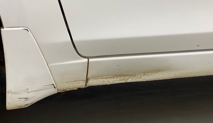 2016 Maruti Ciaz ZXI+, Petrol, Manual, 58,718 km, Left running board - Slightly dented