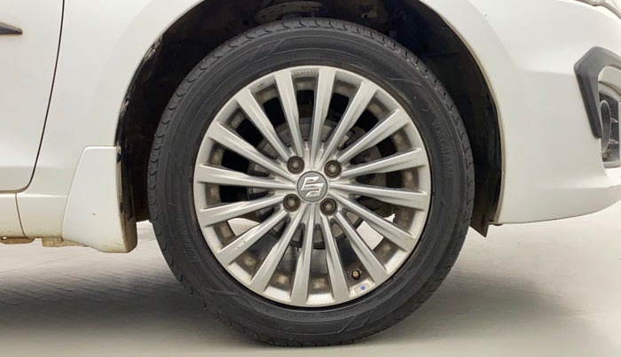 2016 Maruti Ciaz ZXI+, Petrol, Manual, 58,718 km, Right Front Wheel