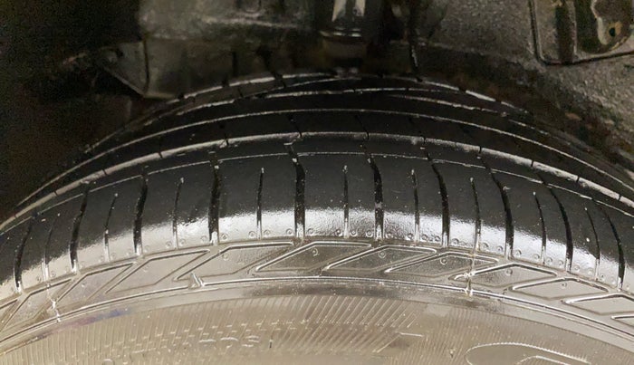 2021 Tata NEXON XZA PLUS PETROL, Petrol, Automatic, 44,605 km, Right Rear Tyre Tread