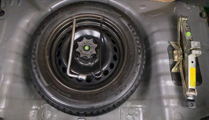 2014 Hyundai Grand i10 MAGNA 1.1 CRDI, Diesel, Manual, 72,932 km, Spare Tyre