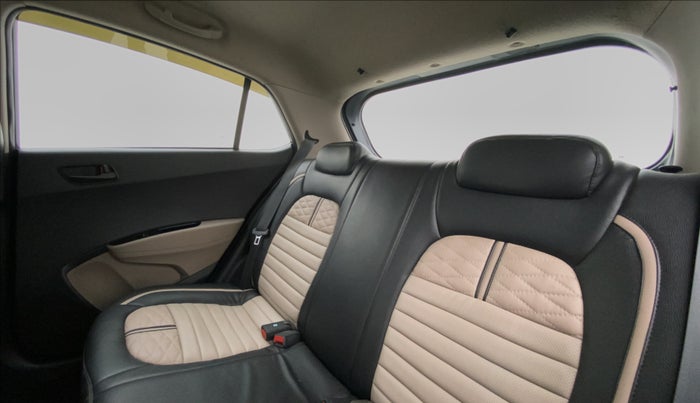 2014 Hyundai Grand i10 MAGNA 1.1 CRDI, Diesel, Manual, 72,932 km, Right Side Rear Door Cabin