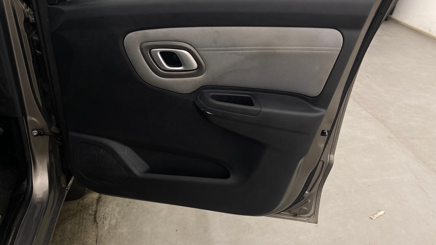 2020 Datsun Redi Go T(O) 1.0 AMT, Petrol, Automatic, 10,224 km, Driver Side Door Panels Control