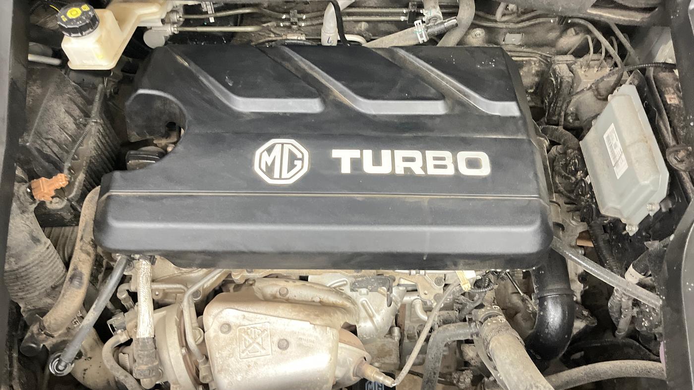 2024 MG HECTOR PLUS SHARP PRO 1.5 PETROL TURBO CVT 6 STR, Petrol, Automatic, 17,292 km, Engine View